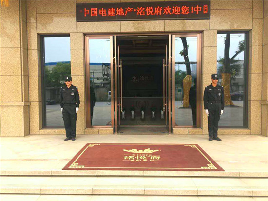 �T���L��